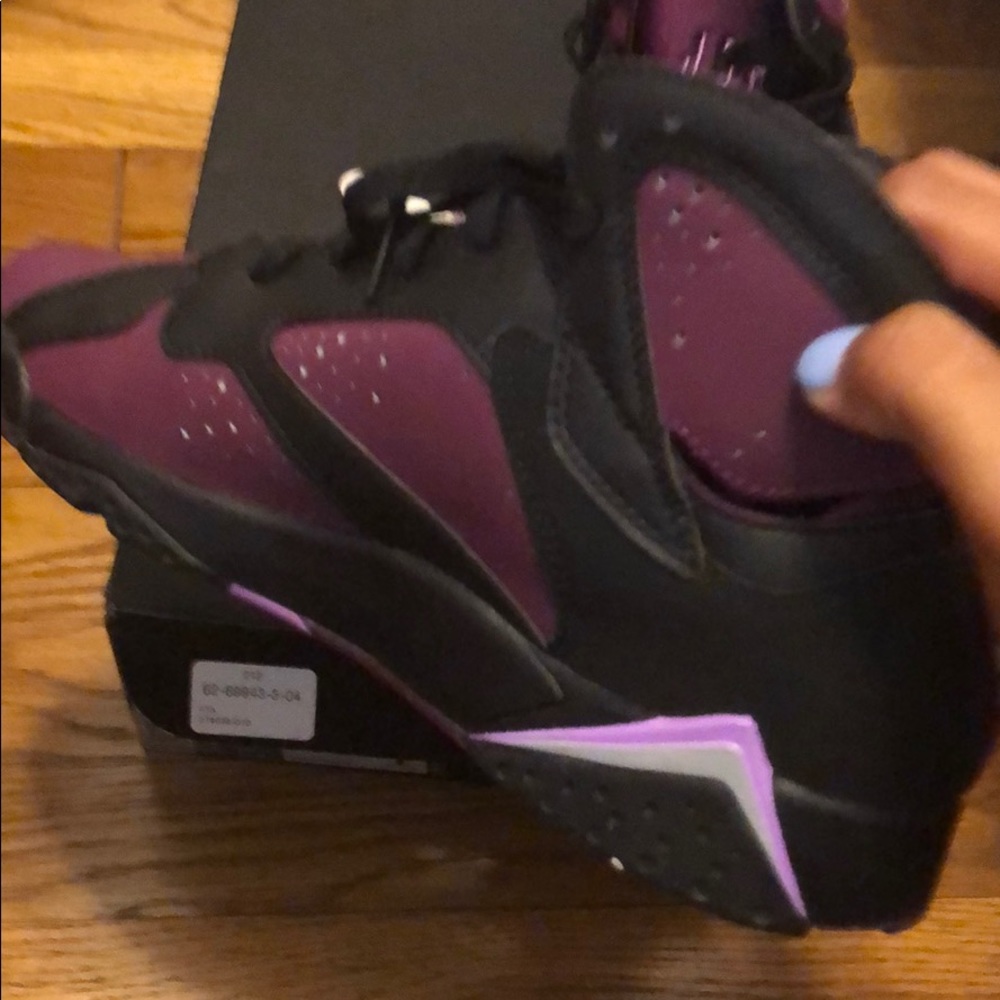 Jordan 7’s - Picture 4 of 4